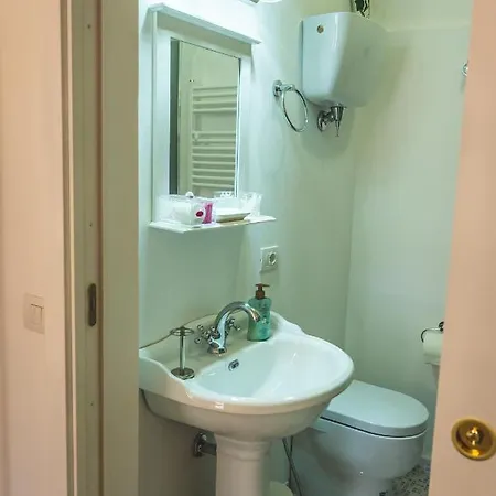 Casa Grinta Bed and Breakfast 3*